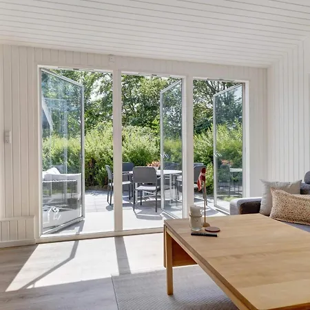 Stylish Retreat In Lonstrup - By Traum Hjørring